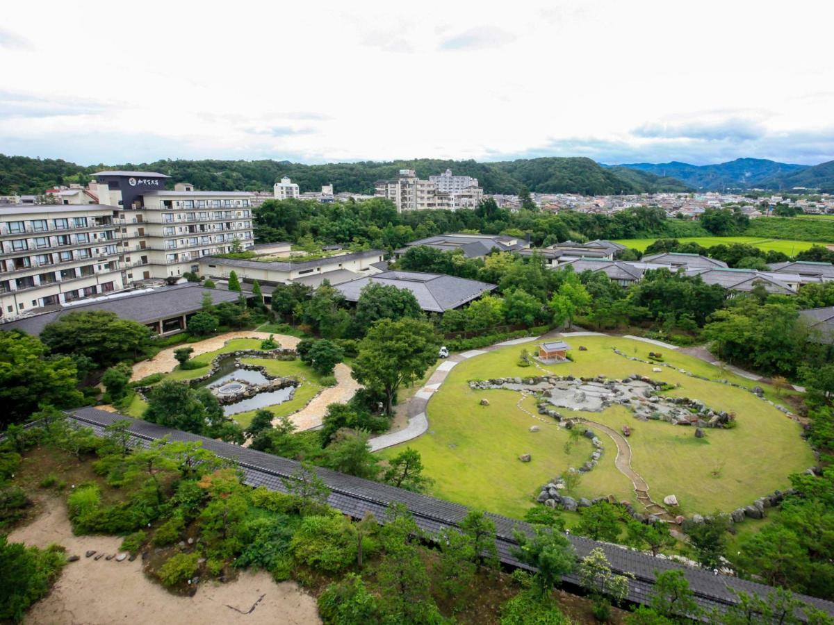 Hotel Yamashiro Onsen Miyabi No Yado Kaga Hyakumangoku Exterior foto