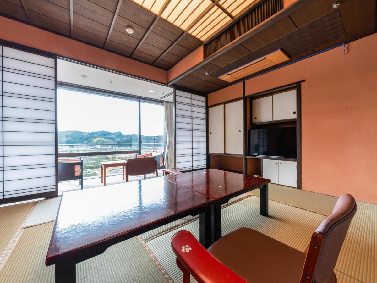 Hotel Yamashiro Onsen Miyabi No Yado Kaga Hyakumangoku Exterior foto